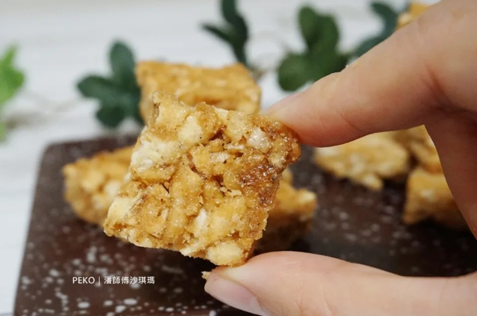 花蓮潘師傅柴魚沙其馬，獨家鹹甜柴魚醬汁風味